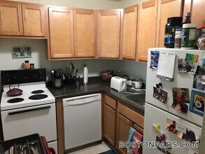 33 Lancaster Terrace in Brookline, MA - Building Photo - Building Photo