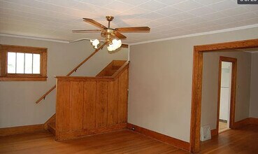 825 Sylvan Ave in Ann Arbor, MI - Building Photo - Building Photo