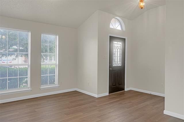 6008 King William Dr in Arlington, TX - Foto de edificio - Building Photo