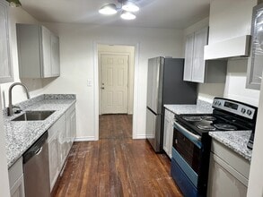 703 N Blair St in Belton, TX - Building Photo - Building Photo