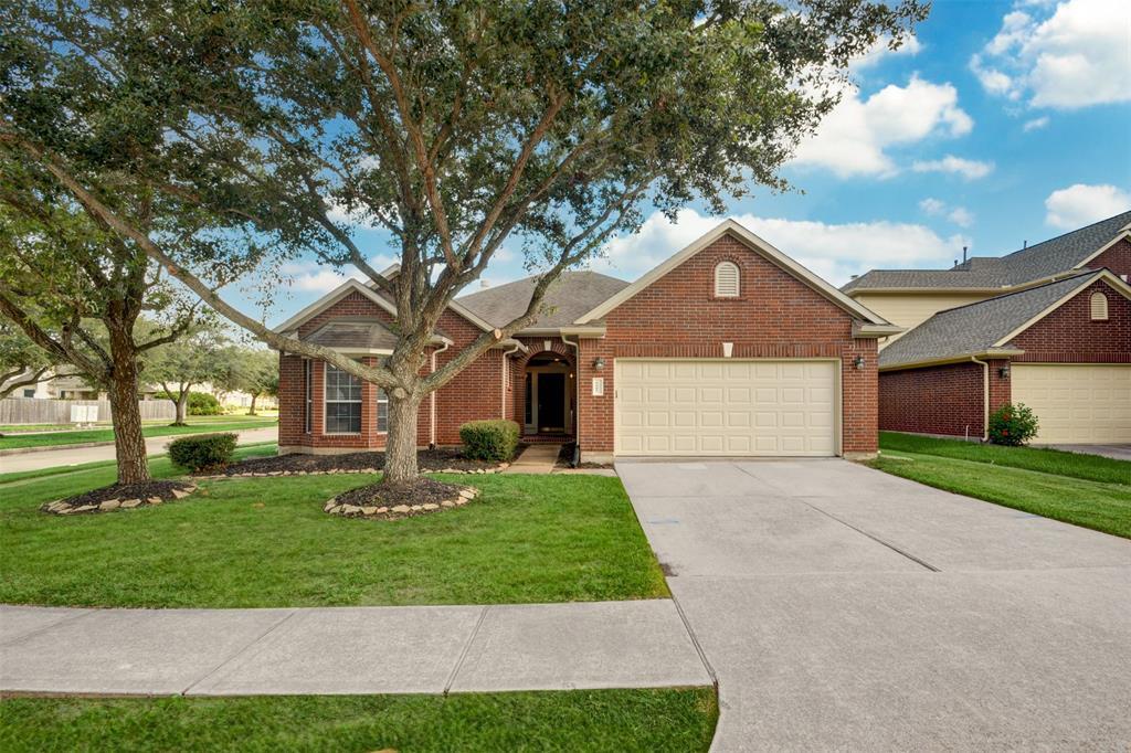 4607 Sebastopol Dr in Pearland, TX - Building Photo