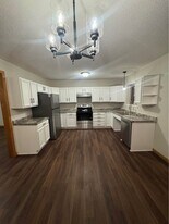 112 Becker St in Rothschild, WI - Building Photo