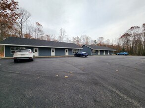 153 Clark Rd, Unit A in Winterport, ME - Building Photo - Building Photo