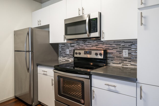 Park Central in Concord, CA - Building Photo - Interior Photo