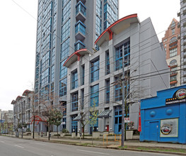 Space in Vancouver, BC - Building Photo - Building Photo