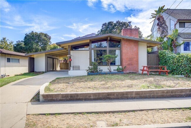 289 Ramona Dr