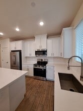 6541 E Carmen Ave in Fresno, CA - Building Photo - Building Photo