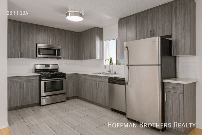 5533 Barton Ave, Unit 4 in Los Angeles, CA - Building Photo - Building Photo