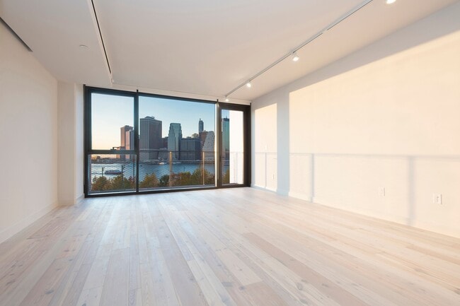 90 Furman St in Brooklyn, NY - Building Photo - Building Photo