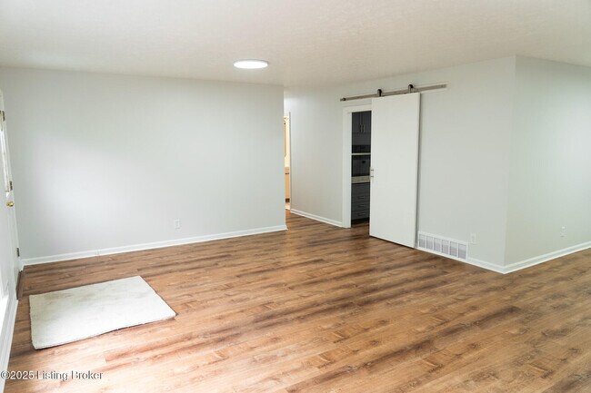 2702 Ballad Blvd in Louisville, KY - Building Photo - Building Photo