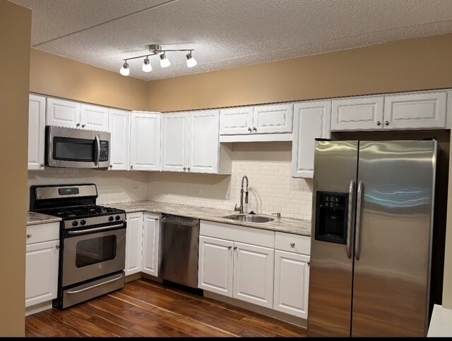 1 S Lincoln Ave in Lombard, IL - Building Photo - Building Photo