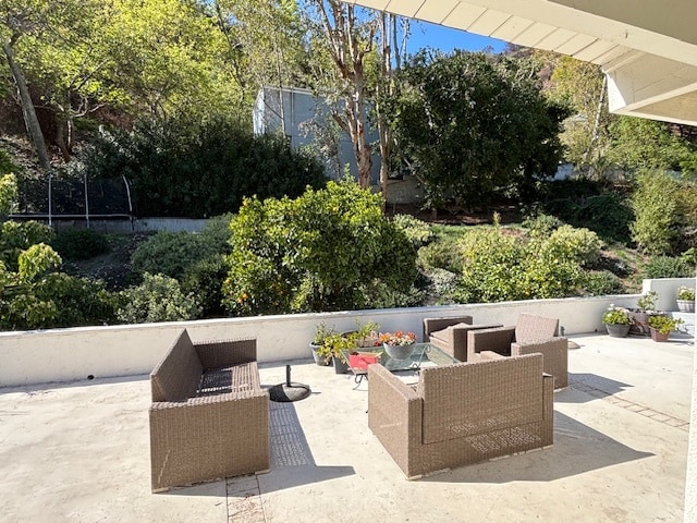 3459 Mandeville Canyon Rd in Los Angeles, CA - Building Photo - Building Photo