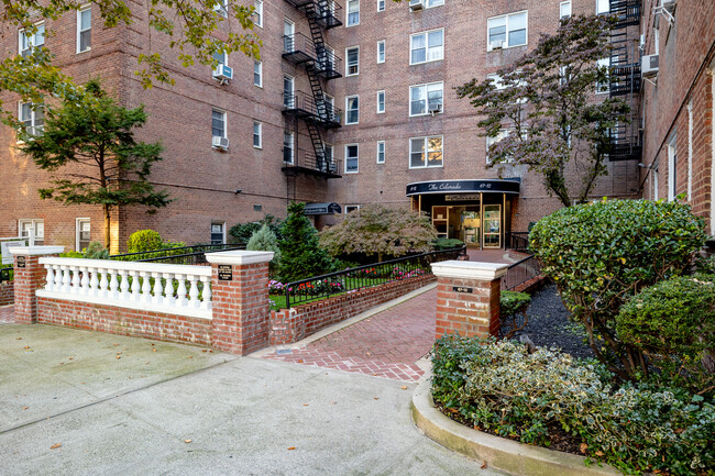 The Colorado in Forest Hills, NY - Building Photo - Building Photo