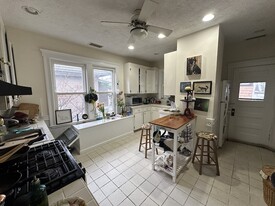 207 Boston Ave, Unit A Apartamentos