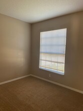 628 Madina Cir in Davenport, FL - Foto de edificio - Building Photo