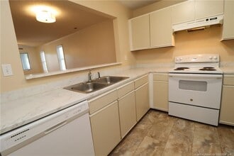 510 Springfork Dr in Cary, NC - Building Photo - Building Photo