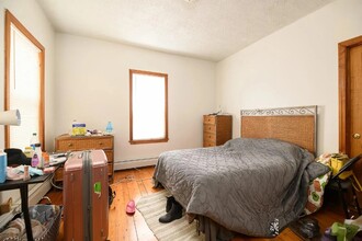 20 Bristol St, Unit 2 in East Cambridge, MA - Foto de edificio - Building Photo