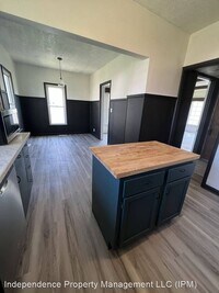 1503 Nicklin Ave photo'