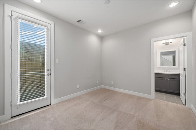 2510 Tuam St in Houston, TX - Building Photo - Building Photo