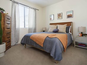 Halogen in Phoenix, AZ - Building Photo - Building Photo