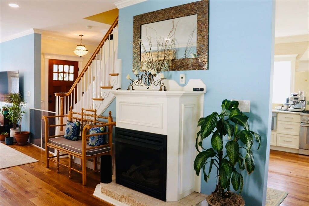 21A Curtis St in Marblehead, MA - Building Photo