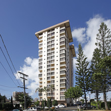 Coronet Apartments in Honolulu, HI - Building Photo - Building Photo