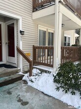 505 Ashmead Cmns in Enfield, CT - Building Photo - Building Photo