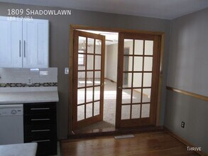 1809 Shadowlawn Dr in Champaign, IL - Building Photo - Building Photo