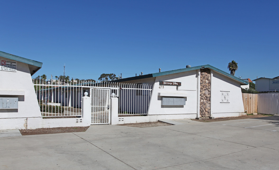 475-477 Blackshaw Ln in San Ysidro, CA - Building Photo