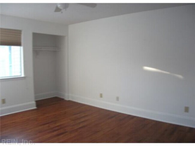 392 Nantucket Pl photo'