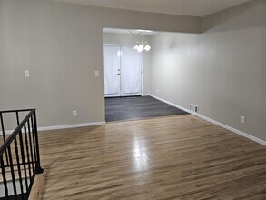103 Twinkle Ter in Circle Pines, MN - Building Photo - Building Photo