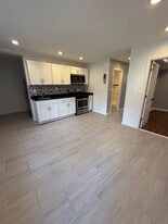 33 Johnston St in Newburgh, NY - Building Photo