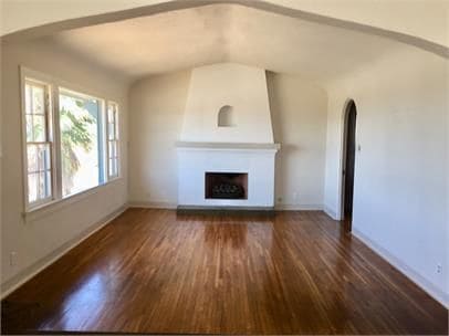 335 Poli St in Ventura, CA - Building Photo - Building Photo