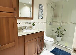 96 Gainsborough St, Unit 106W in Boston, MA - Building Photo - Building Photo