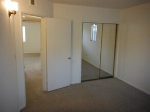 2340 Ocean St in Carlsbad, CA - Building Photo - Building Photo