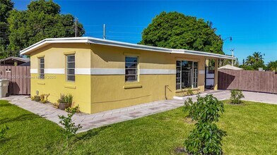 4161 NE 15th Terrace in Pompano Beach, FL - Building Photo - Building Photo