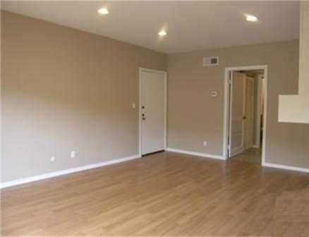 property at 12940 Riverside Dr