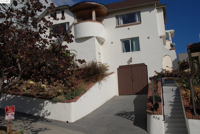 838 Vermont St in Oakland, CA - Building Photo - Building Photo