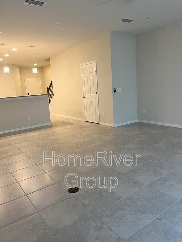 1025 Pavia Dr in Apopka, FL - Building Photo - Building Photo
