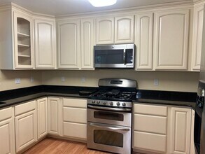 13760 Venus Way in Anchorage, AK - Building Photo - Building Photo