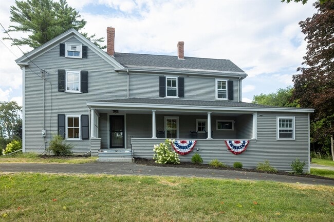 37 Main Rd N in Hampden, ME - Building Photo - Building Photo