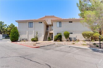 2629 S Durango Dr in Las Vegas, NV - Building Photo - Building Photo