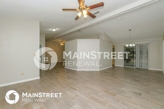 6084 Freeport Dr in Spring Hill, FL - Building Photo - Building Photo