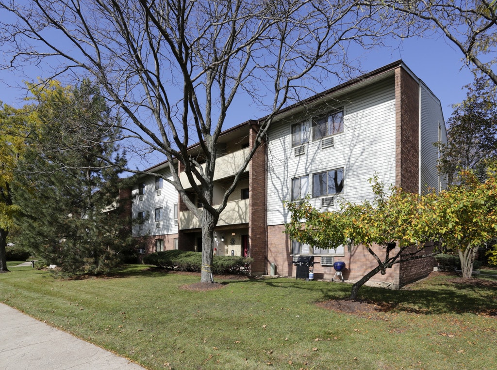 Idyllwild Apartments Darien, IL Apartments