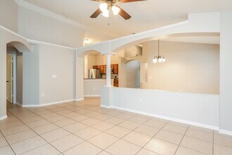 4643 Eagle Peak Dr in Kissimmee, FL - Building Photo - Building Photo