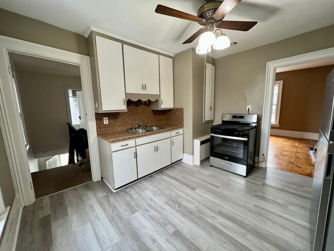 251 Fayette St, Unit 2