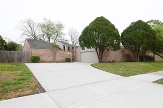 2023 Woodland Springs St in Houston, TX - Building Photo - Building Photo