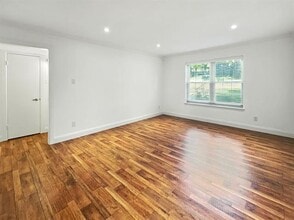 7718 Royal Ln in Dallas, TX - Building Photo - Building Photo