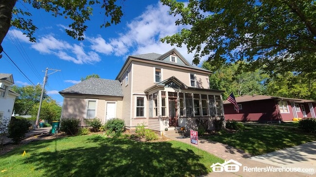319 Myrtle St in Hudson, WI - Building Photo - Building Photo