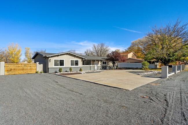 property at 1150 La Vega Rd